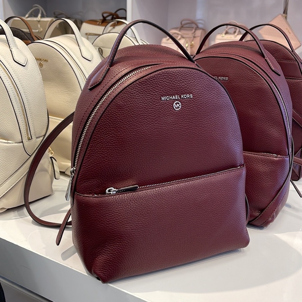 Michael Kors Women's Valerie Medium Pebbled Leather Backpack Merlot 
NWT - Picture 9 of 16